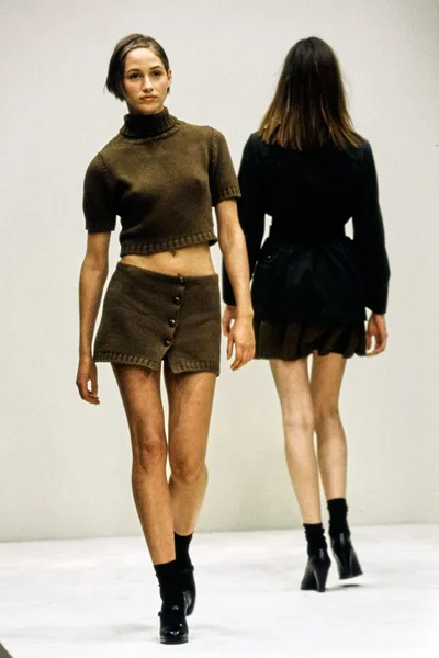 Look 17